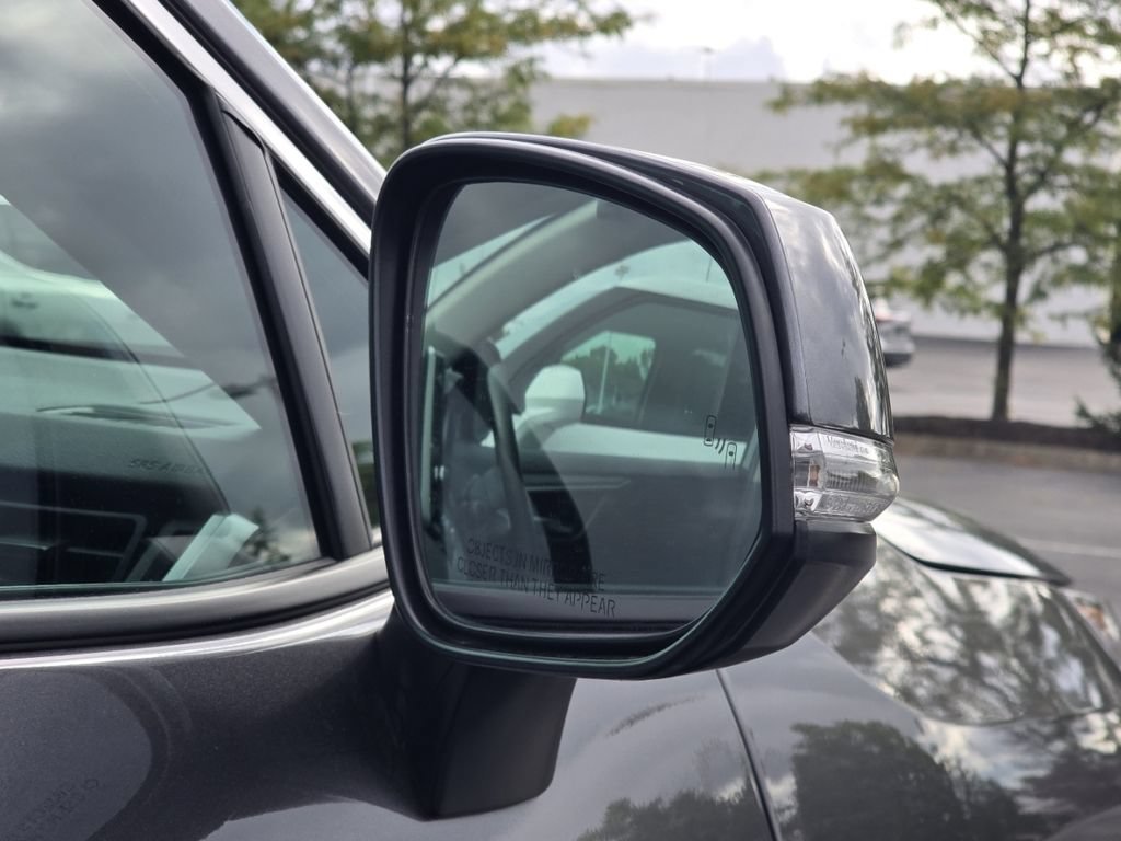 Used 2024 Toyota RAV4 XLE AWD/4WD image 17