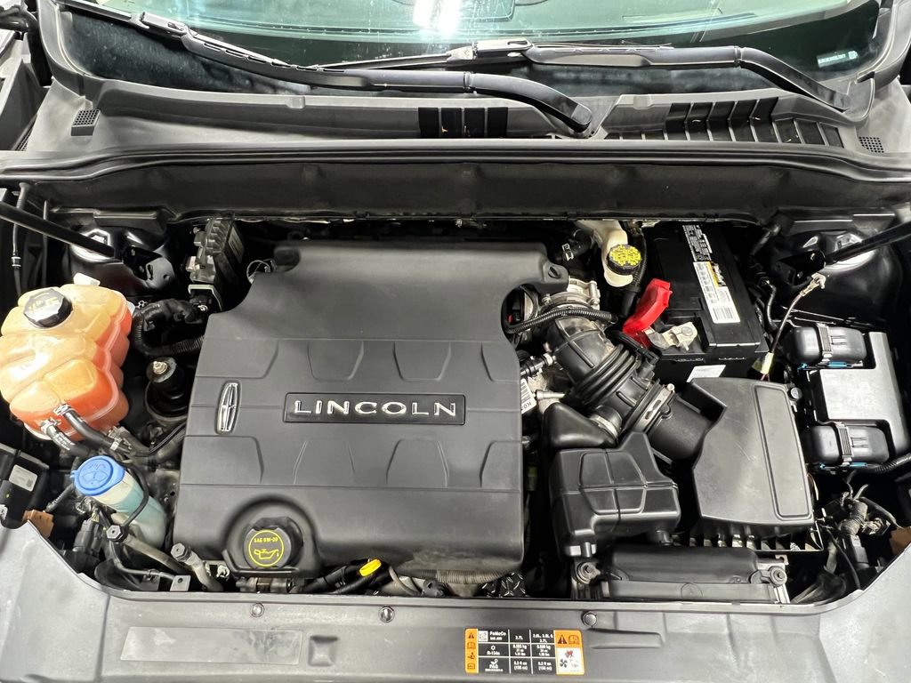 Used 2016 Lincoln MKX Reserve w/ Driver Assistance Package image 29