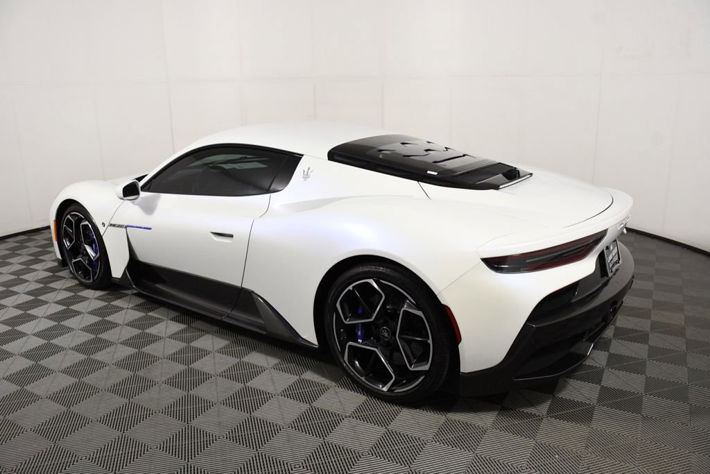 Used 2022 Maserati MC20 Coupe RWD image 3