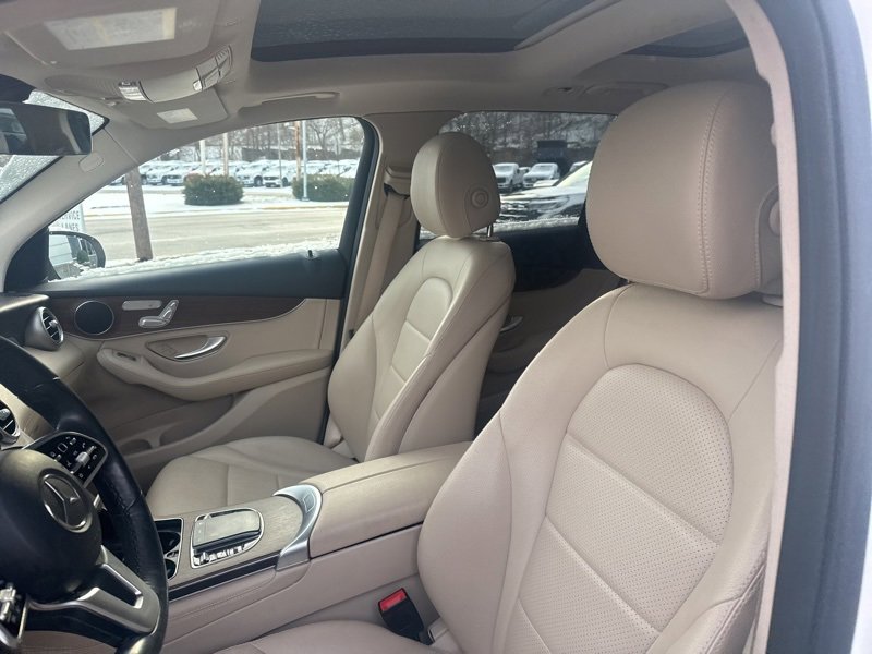 Used 2021 Mercedes-Benz GLC 300 GLC 300 image 12