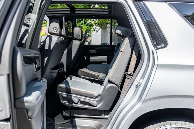 Used 2026 GMC Yukon AT4 w/ AT4 Premium Plus Package AWD/4WD image 21