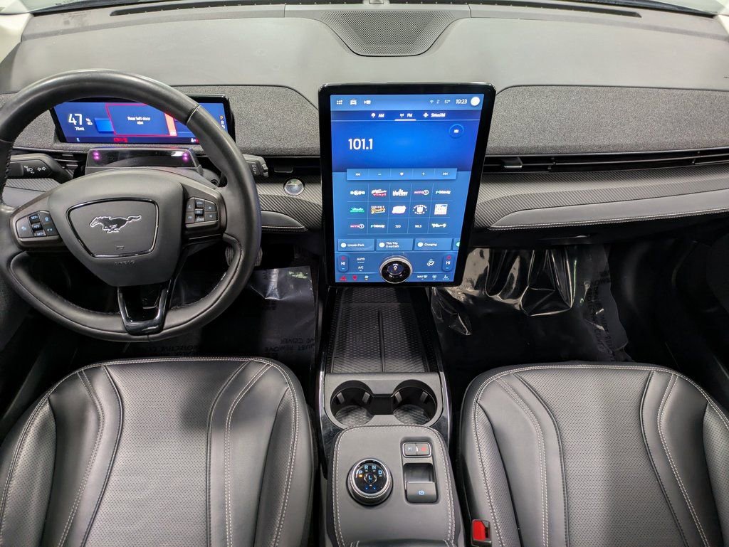 Used 2021 Ford Mustang Mach-E Premium image 23