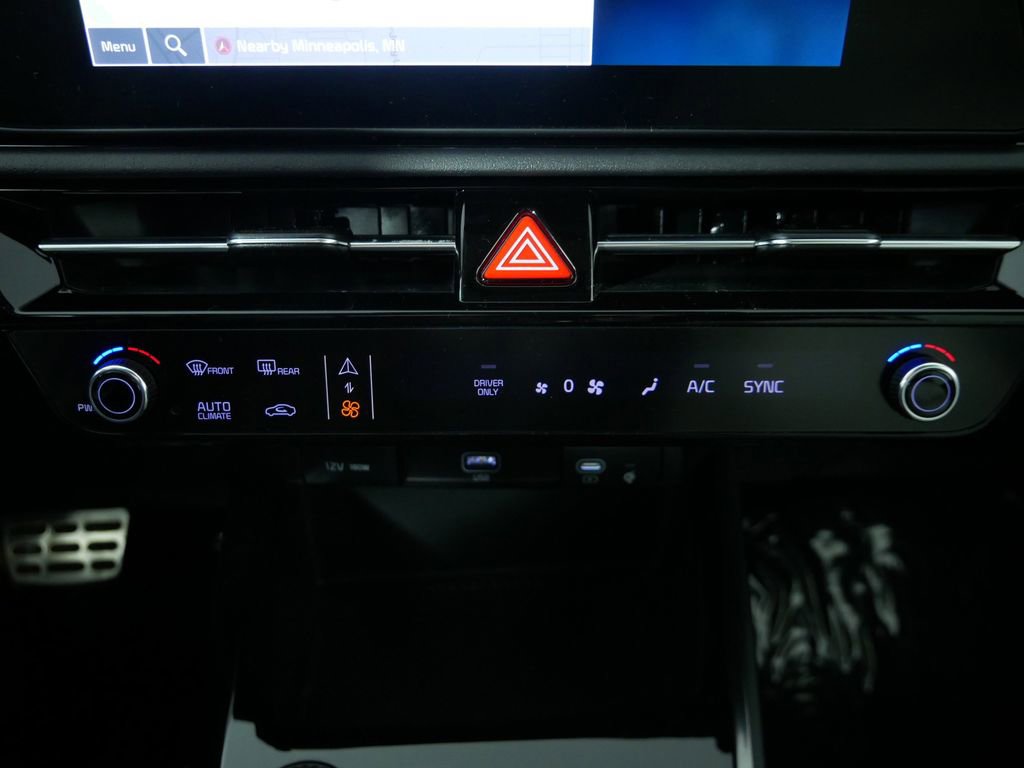 Certified 2023 Kia Niro EX Touring FWD image 30