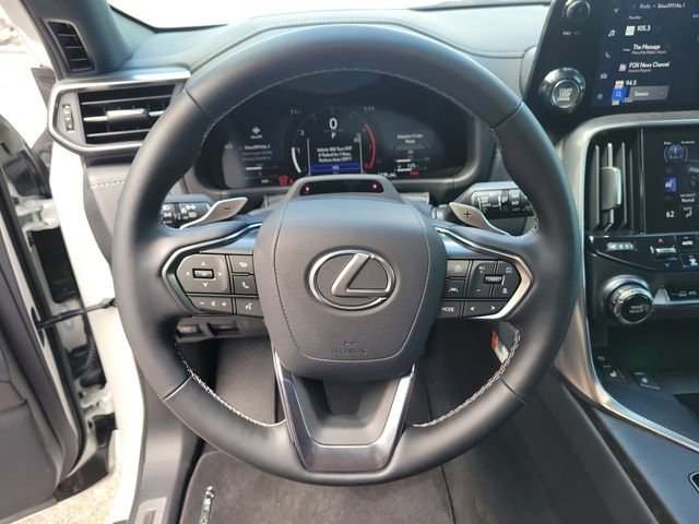New 2026 Lexus LX 600 4WD w/ Premium Package image 21