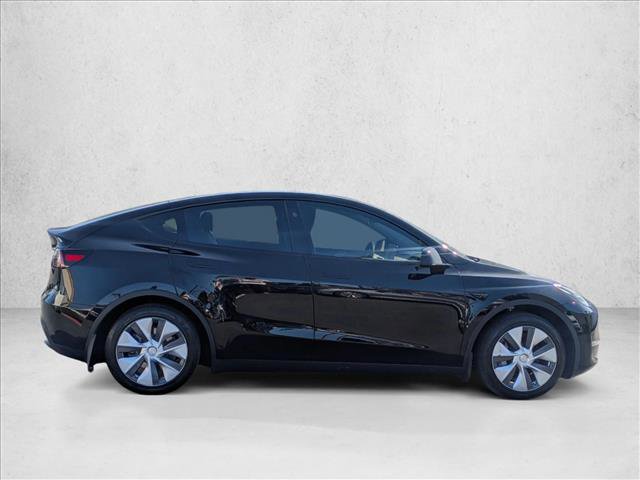 Used 2024 Tesla Model Y Long Range AWD/4WD video 4