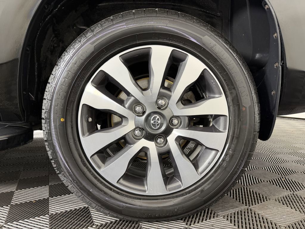 Used 2016 Toyota Sequoia Limited AWD/4WD image 61