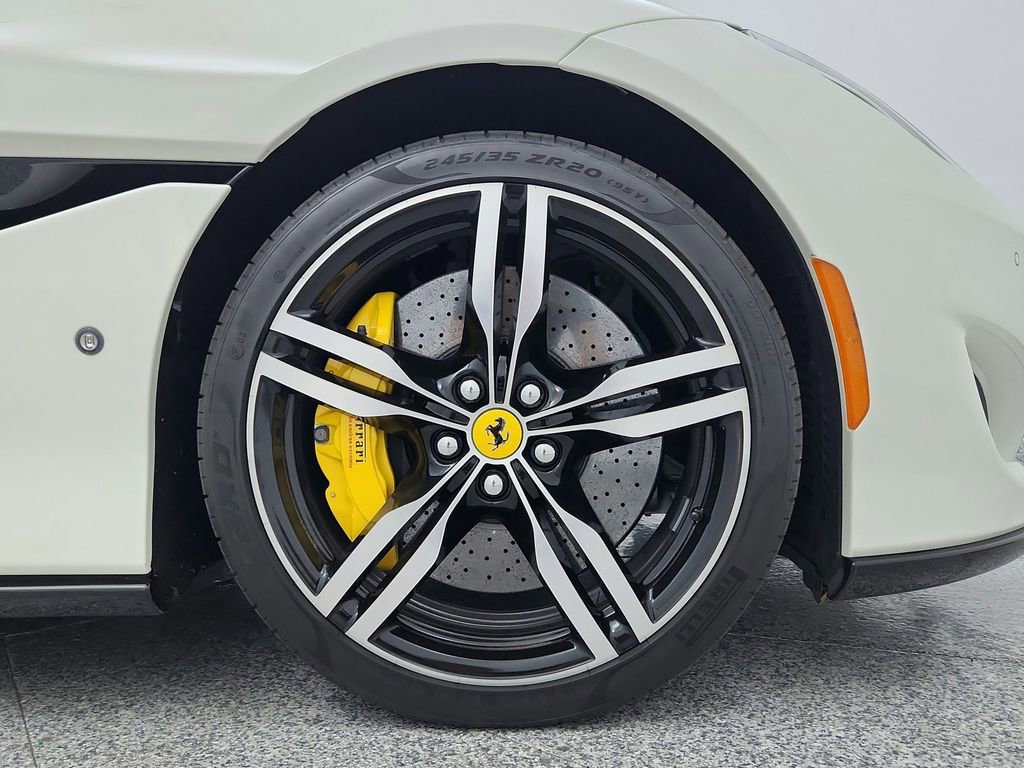 Used 2020 Ferrari Portofino Base image 14