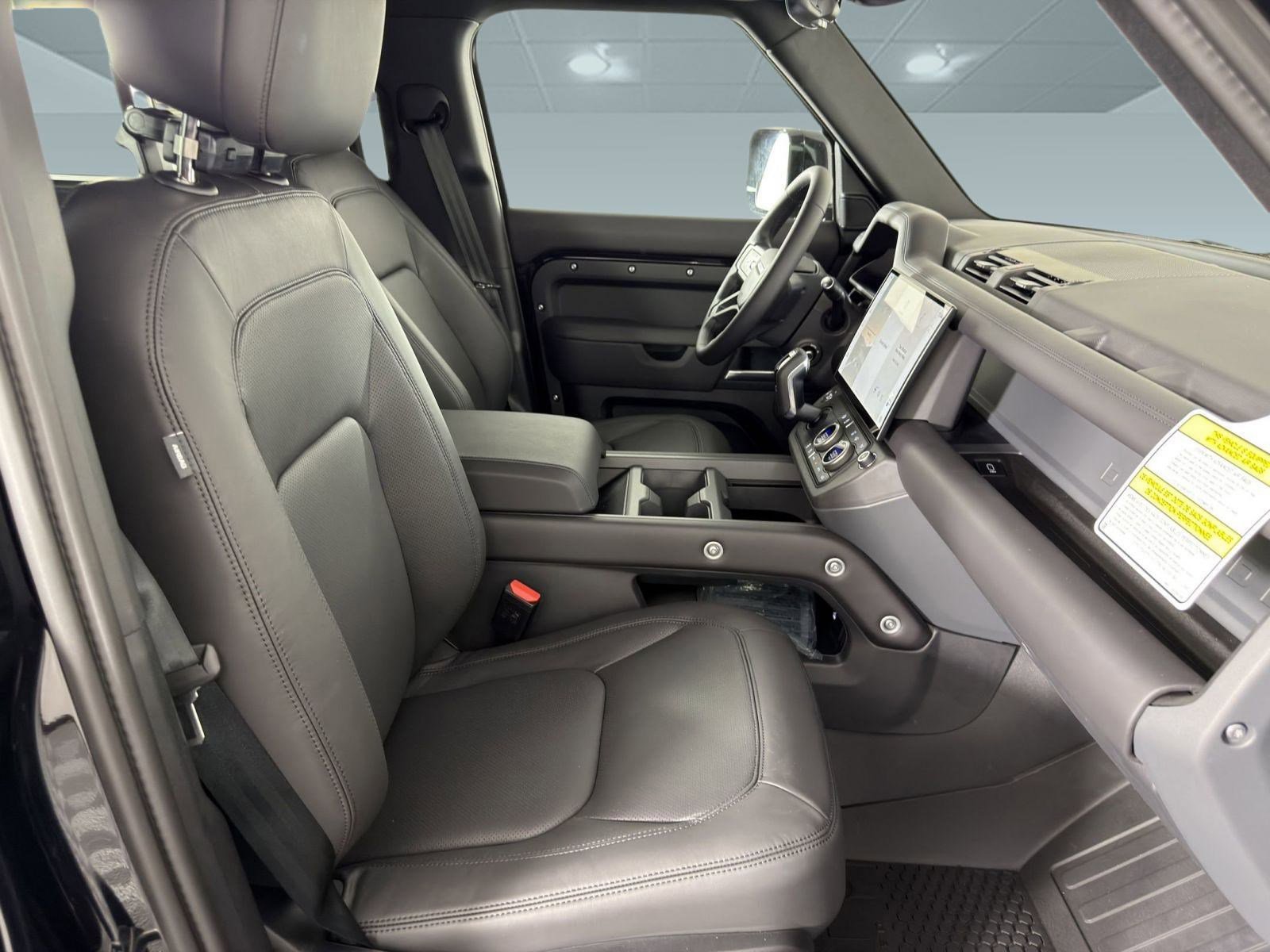 Used 2026 Land Rover Defender 110 S AWD/4WD image 21