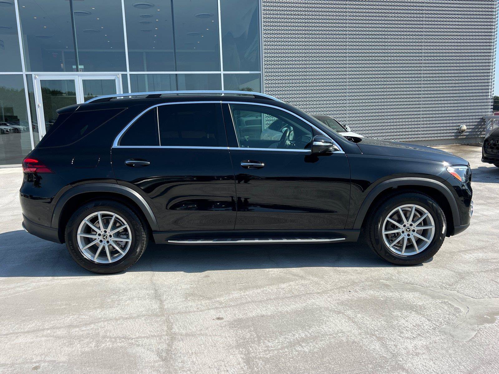Used 2024 Mercedes-Benz GLE 350 4MATIC image 4
