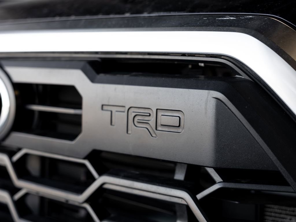 Used 2023 Toyota Tundra Limited w/ TRD Off-Road Package AWD/4WD image 10