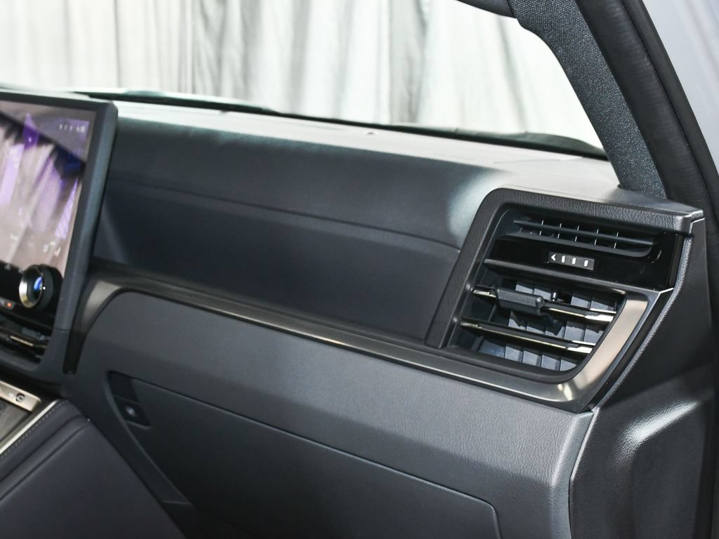 Used 2024 Lexus GX 550 w/ Accessory Package (Z1) AWD/4WD image 65