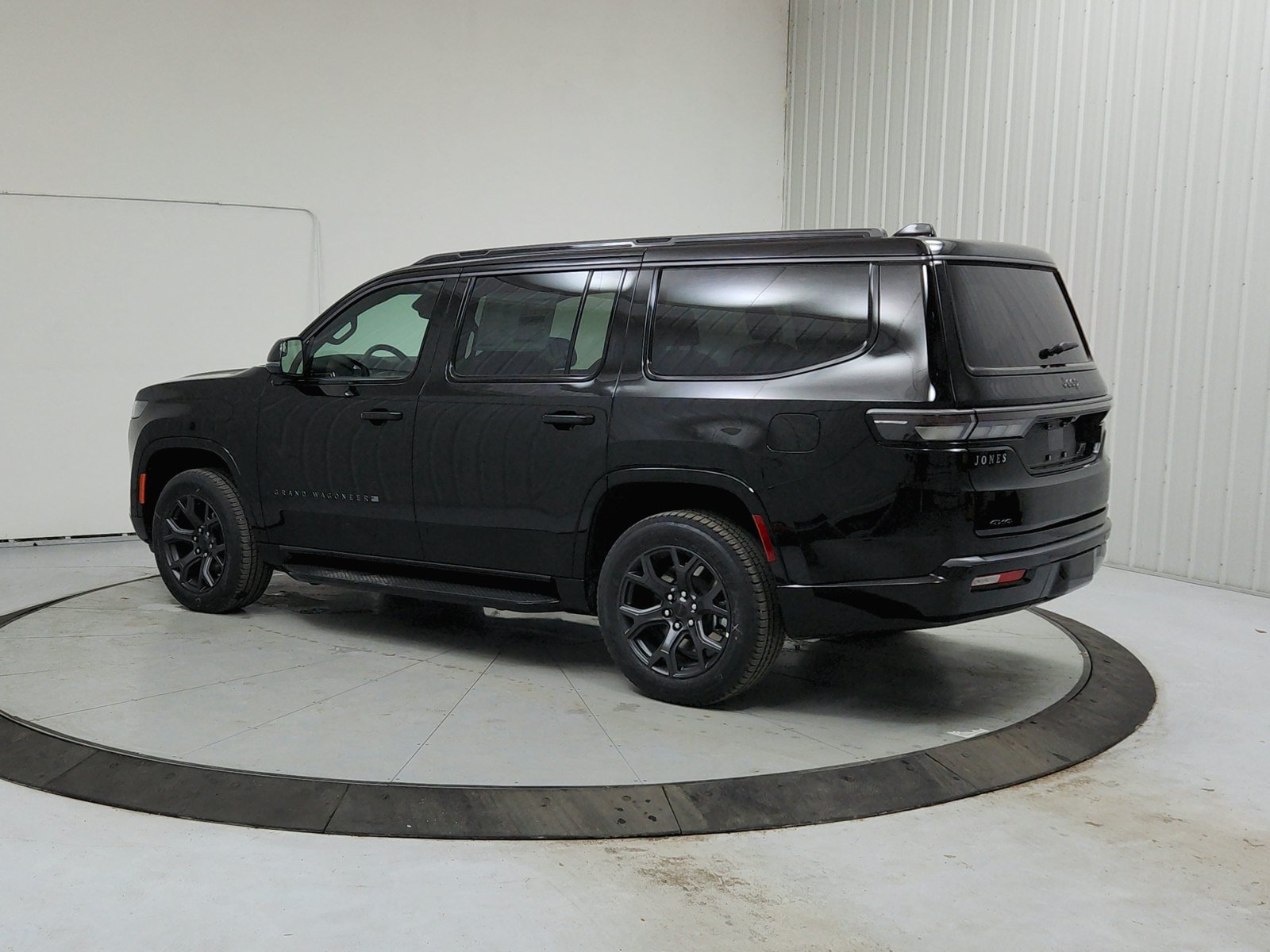 New 2026 Jeep Grand Wagoneer Limited w/ HD Trailer Tow Package AWD/4WD image 5