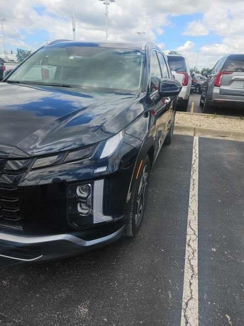 Used 2024 Hyundai Palisade Limited AWD/4WD image 2