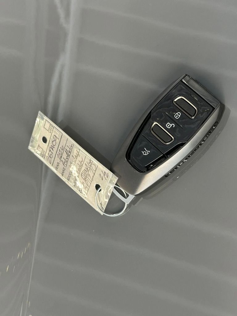 New 2026 Aston Martin V8 Vantage Convertible image 27