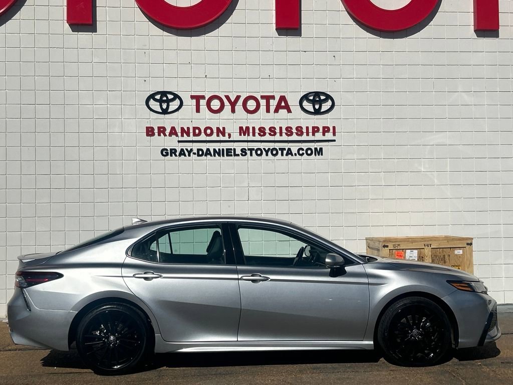 Used 2024 Toyota Camry XSE image 1