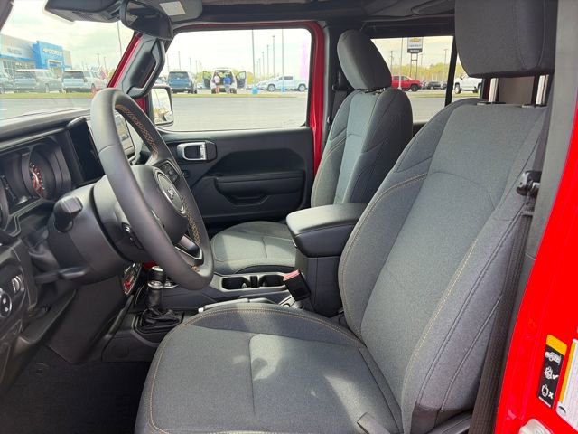Used 2024 Jeep Gladiator Sport AWD/4WD image 19