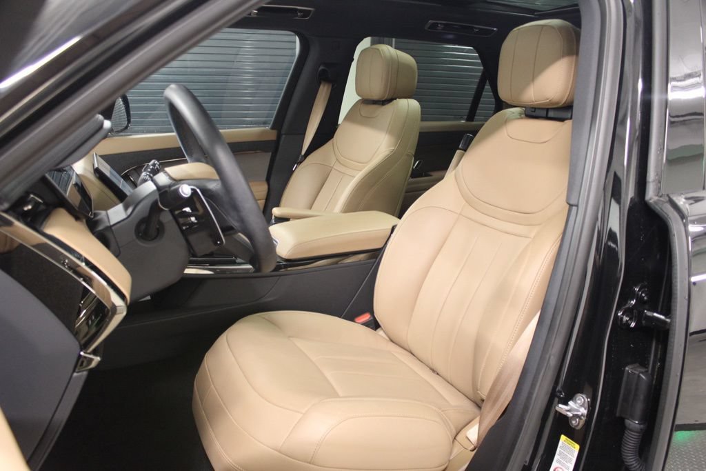 Certified 2025 Land Rover Range Rover Sport SE AWD/4WD image 5