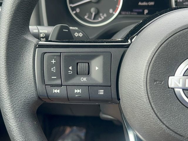 Used 2023 Nissan Rogue SV image 24