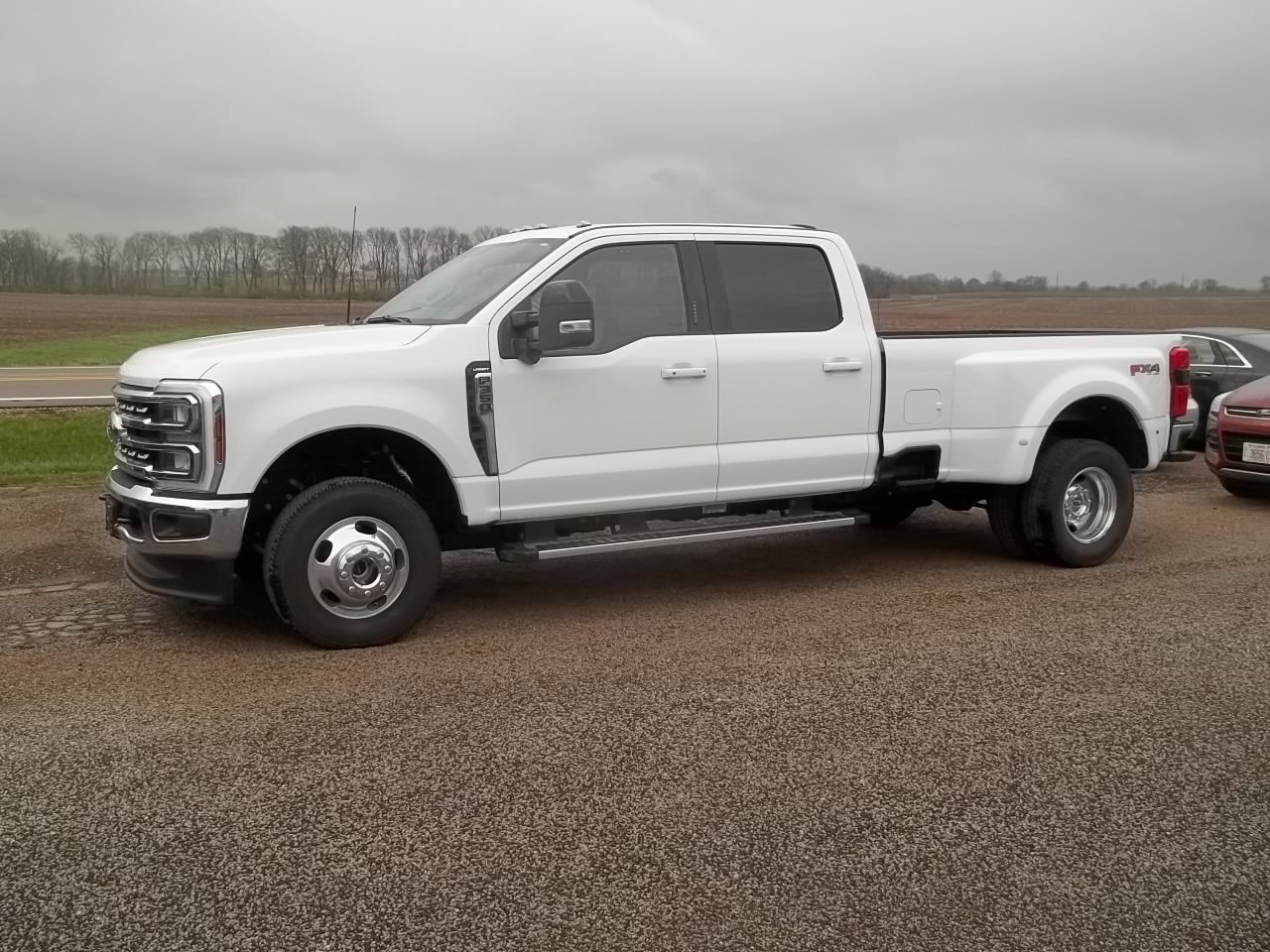 Used 2024 Ford F350 Lariat w/ FX4 Off-Road Package AWD/4WD image 1