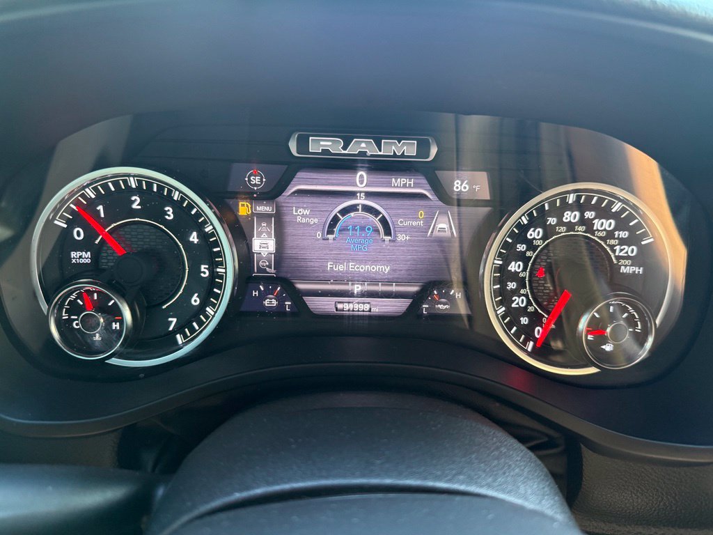 Used 2025 RAM 1500 Laramie AWD/4WD image 30
