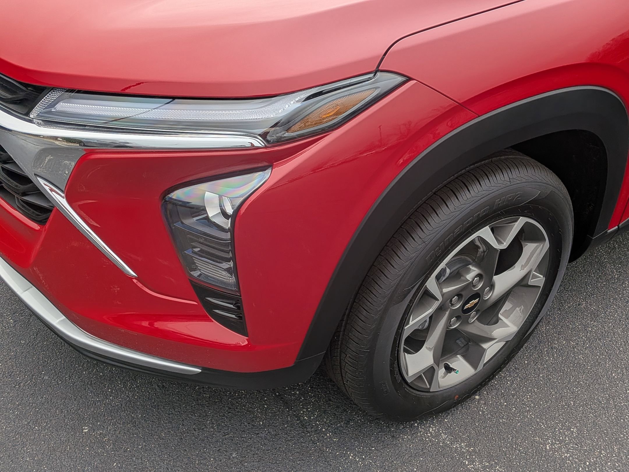 New 2026 Chevrolet Trax LT w/ Driver Confidence Package FWD image 10