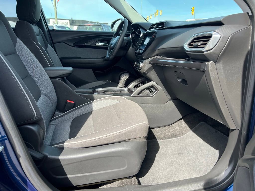 Certified 2023 Chevrolet TrailBlazer LT w/ Convenience Package image 17