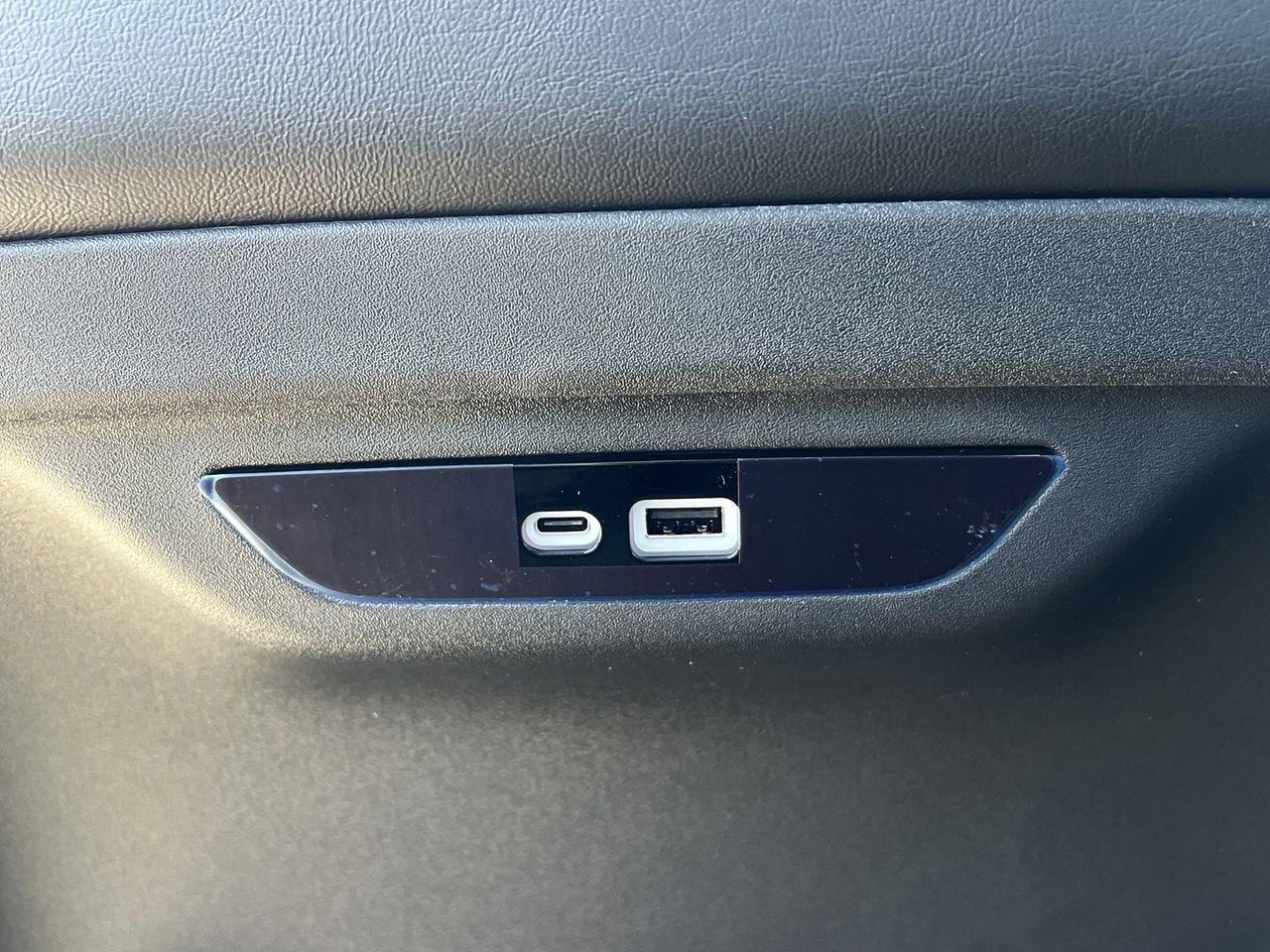 New 2026 Chrysler Pacifica Select image 23