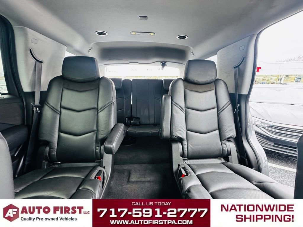 Used 2019 Cadillac Escalade Luxury image 16
