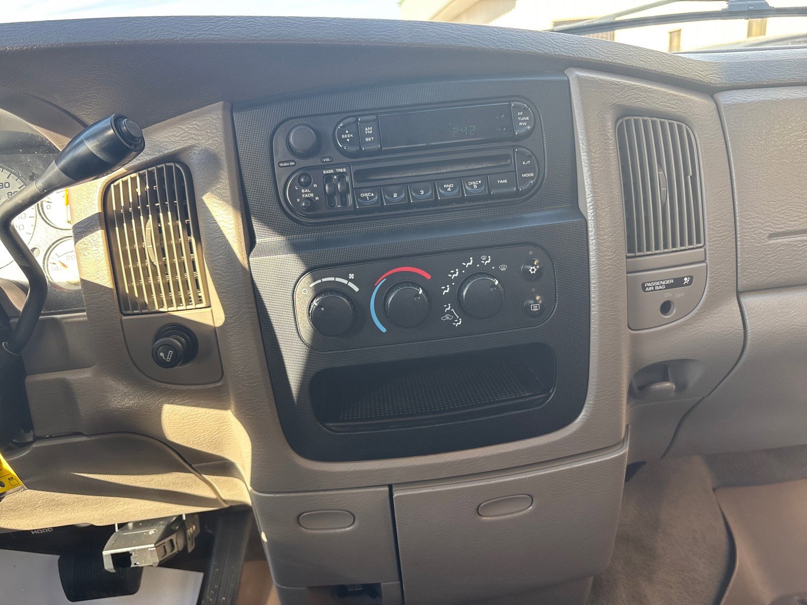 Used 2004 Dodge Ram 2500 Truck SLT w/ Trailer Tow Group image 18