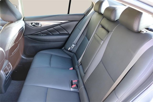 Used 2017 INFINITI Q50 2.0t w/ Moonroof Package image 15