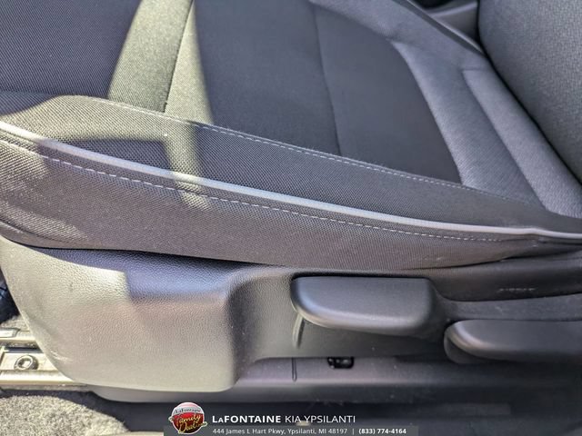 Used 2025 Chevrolet TrailBlazer LS FWD image 13