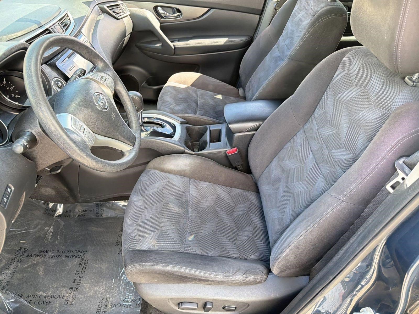 Used 2015 Nissan Rogue SV image 5