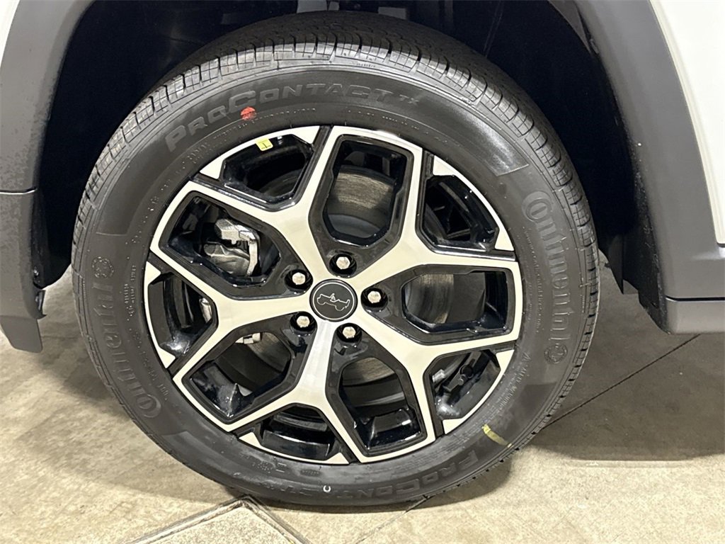 New 2026 Jeep Compass Limited image 26