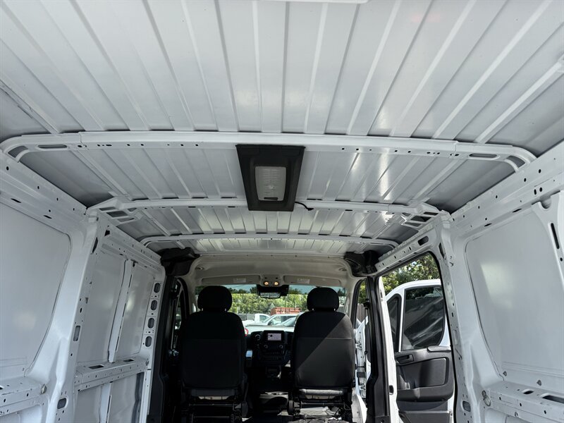 Used 2023 RAM ProMaster 1500 w/ Driver Convenience Group FWD image 31