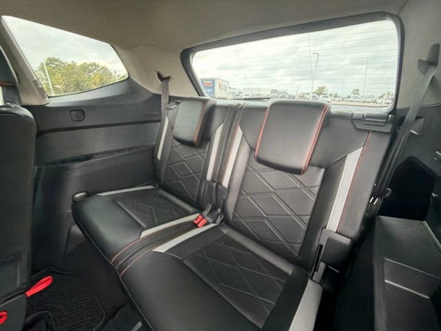Used 2024 Volkswagen Atlas Peak Edition SE AWD/4WD image 20