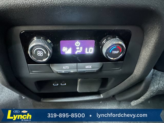 New 2027 Chevrolet Traverse Z71 w/ Enhanced Driving Package AWD/4WD image 18