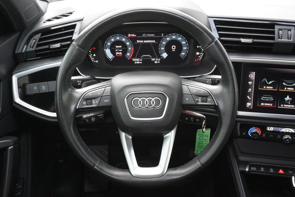 Used 2023 Audi Q3 2.0T Premium Plus w/ Premium Plus Package AWD/4WD image 21