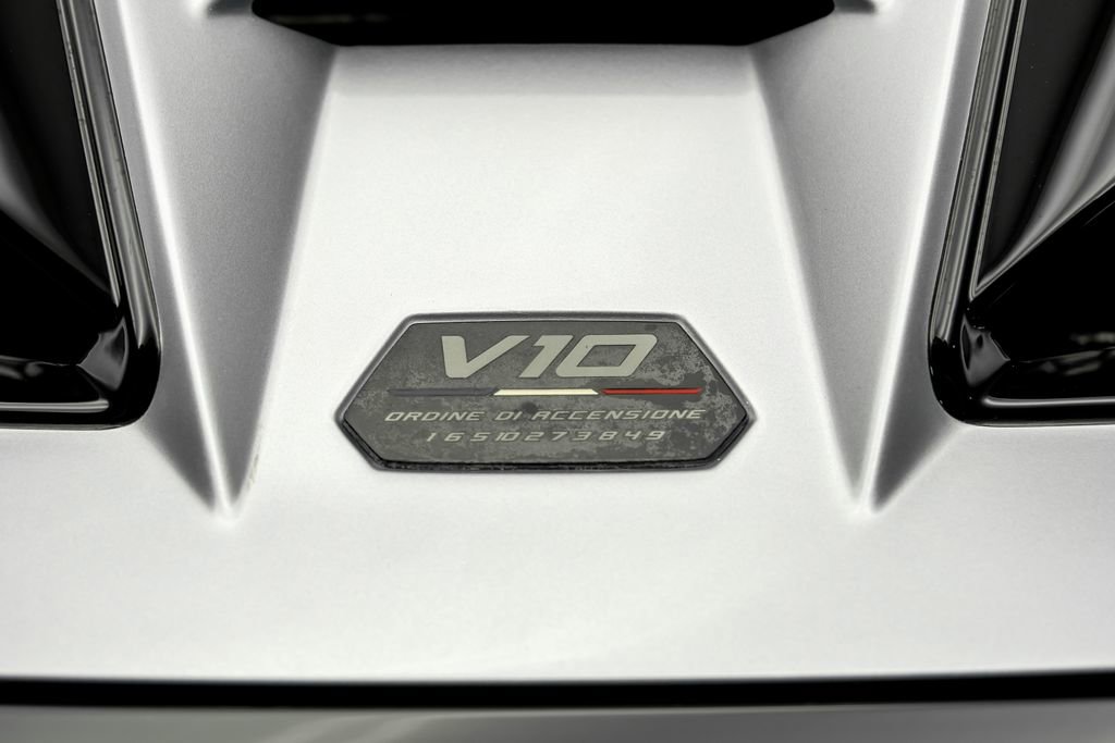 Used 2023 Lamborghini Huracan Tecnica RWD image 52