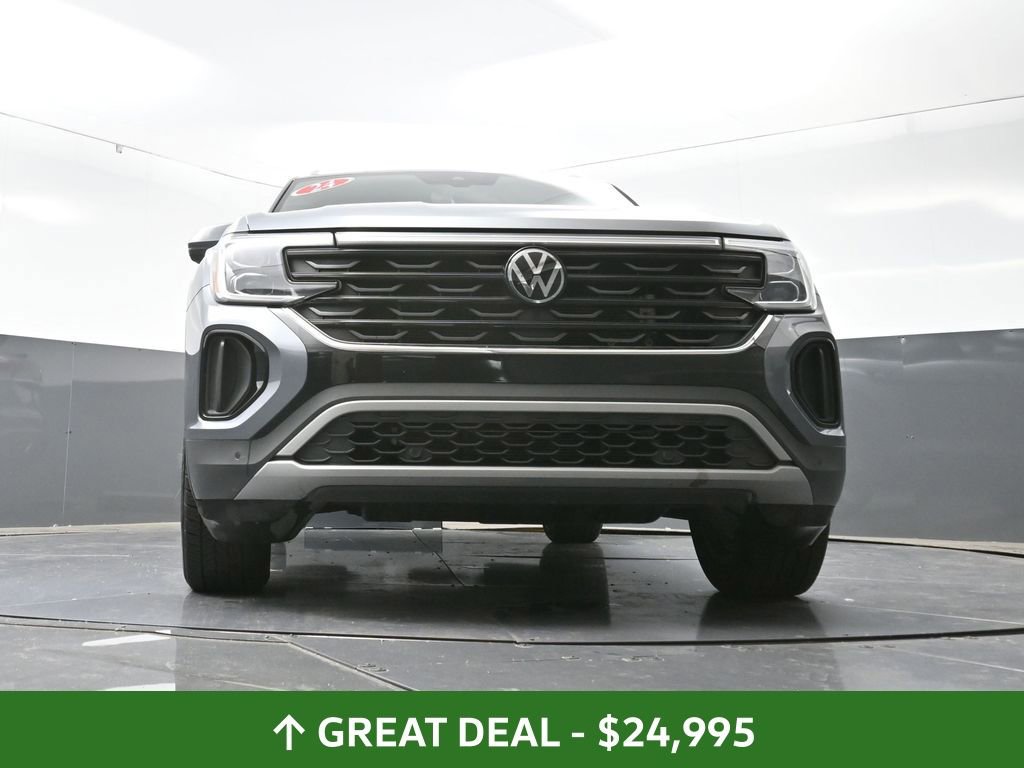 Used 2024 Volkswagen Atlas Cross Sport SE image 54