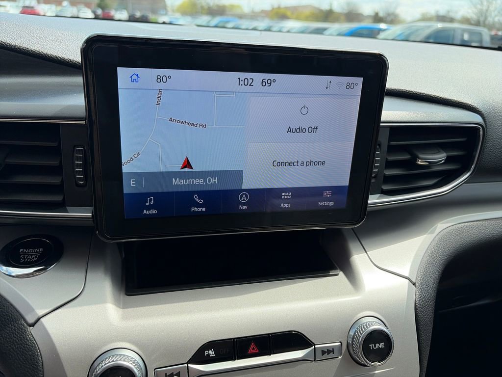 Used 2024 Ford Explorer XLT w/ Equipment Group 202A AWD/4WD image 20