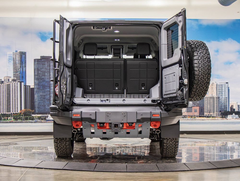 Used 2025 INEOS Grenadier Station Wagon AWD/4WD image 12