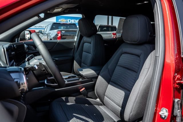 New 2027 Chevrolet Equinox LT w/ Safety and Technology Package FWD image 24