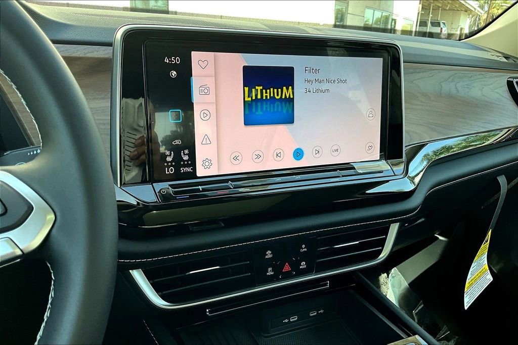 New 2026 Volkswagen Atlas SE image 13