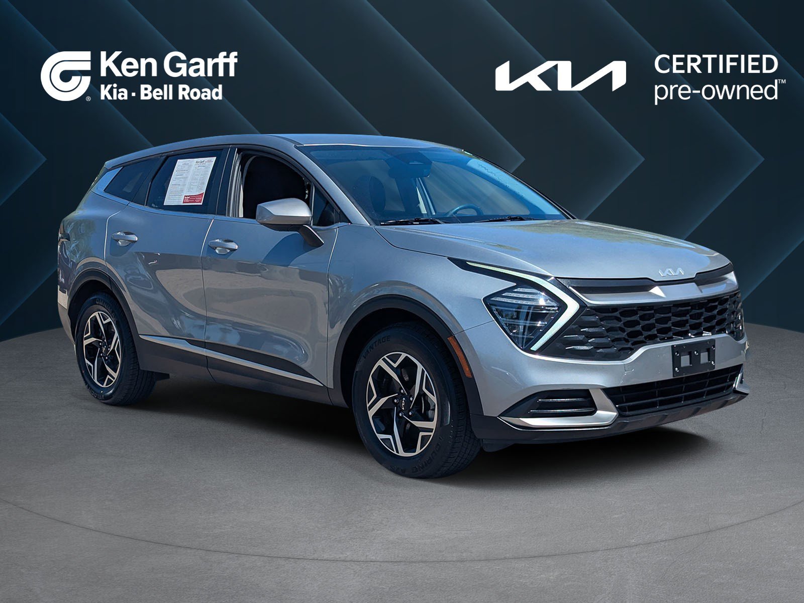 Certified 2024 Kia Sportage LX FWD image 1