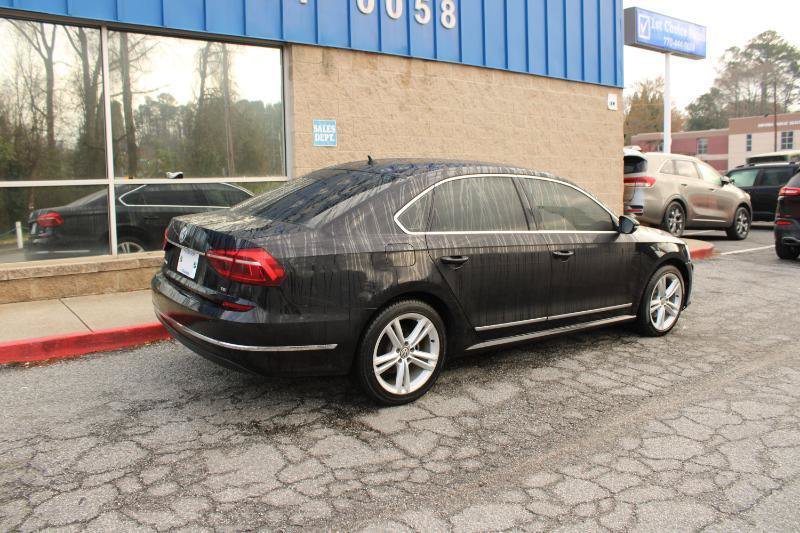 Used 2017 Volkswagen Passat 1.8T S FWD image 6