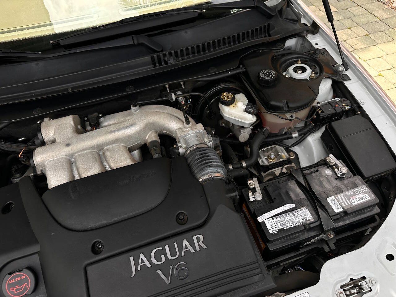 Used 2003 Jaguar X-TYPE 2.5 AWD/4WD image 48