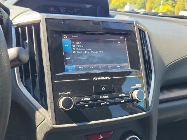 Used 2020 Subaru Crosstrek 2.0i AWD/4WD image 19