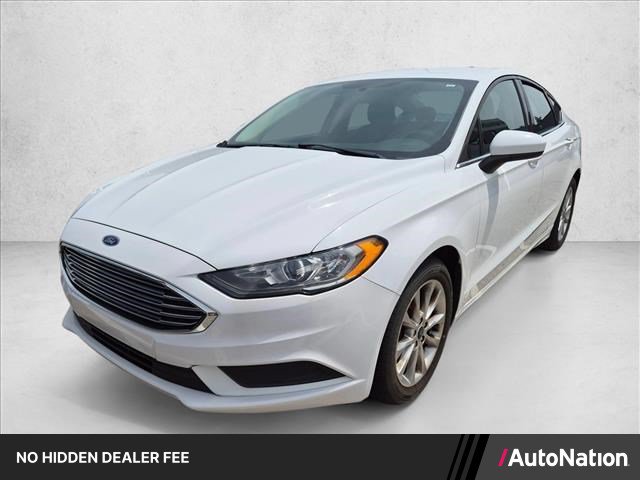 Used 2017 Ford Fusion SE FWD video 1