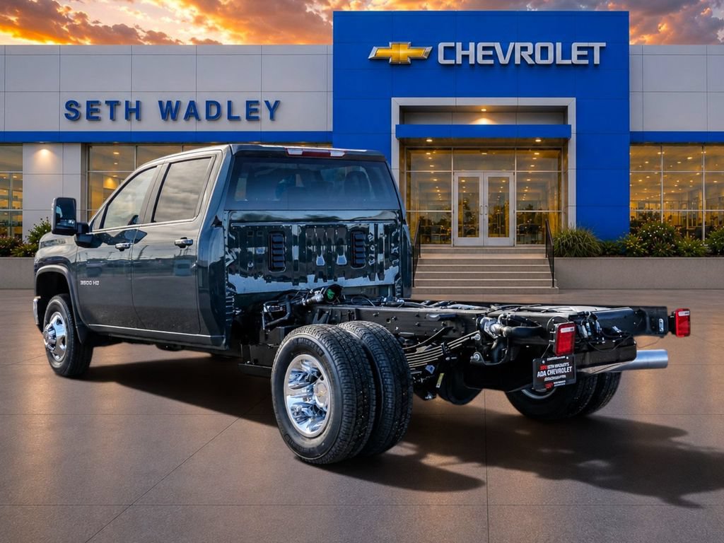 New 2026 Chevrolet Silverado 3500 LT w/ Convenience Package AWD/4WD image 5