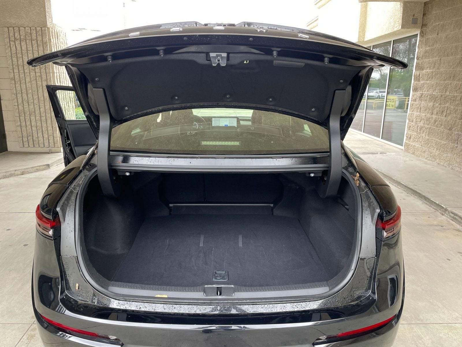 Used 2025 Toyota Crown XLE image 31